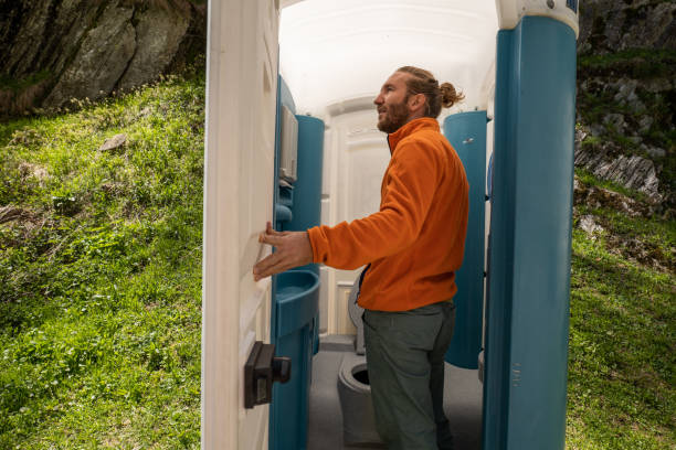Portable Toilet Options We Offer in Hauppauge, NY
